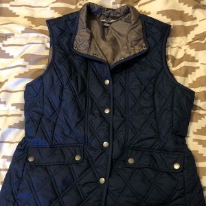Eddie Bauer fitted vest